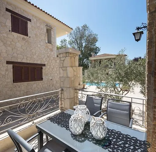 J&b By Luxlikehome *