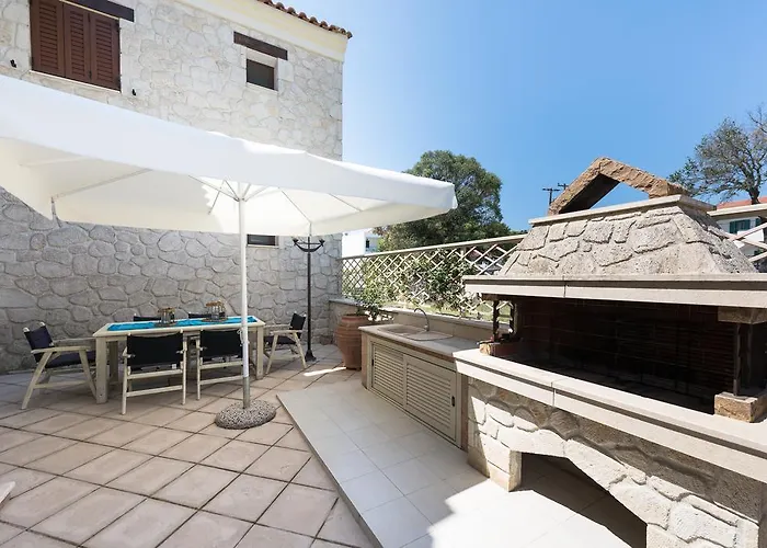 J&b By Luxlikehome *