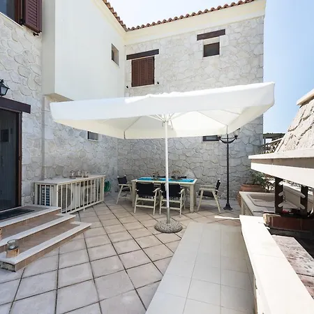 J&b By Luxlikehome Prázdninový dům