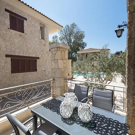 J&b By Luxlikehome *