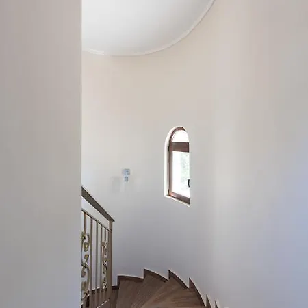 J&b By Luxlikehome Holiday home Siviri