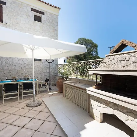 J&b By Luxlikehome *