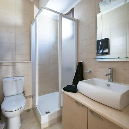 J&b By Luxlikehome Prázdninový dům Siviri