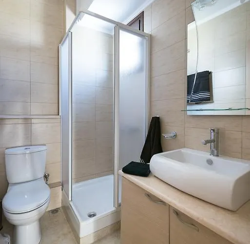 J&b By Luxlikehome Semesterbostad Siviri